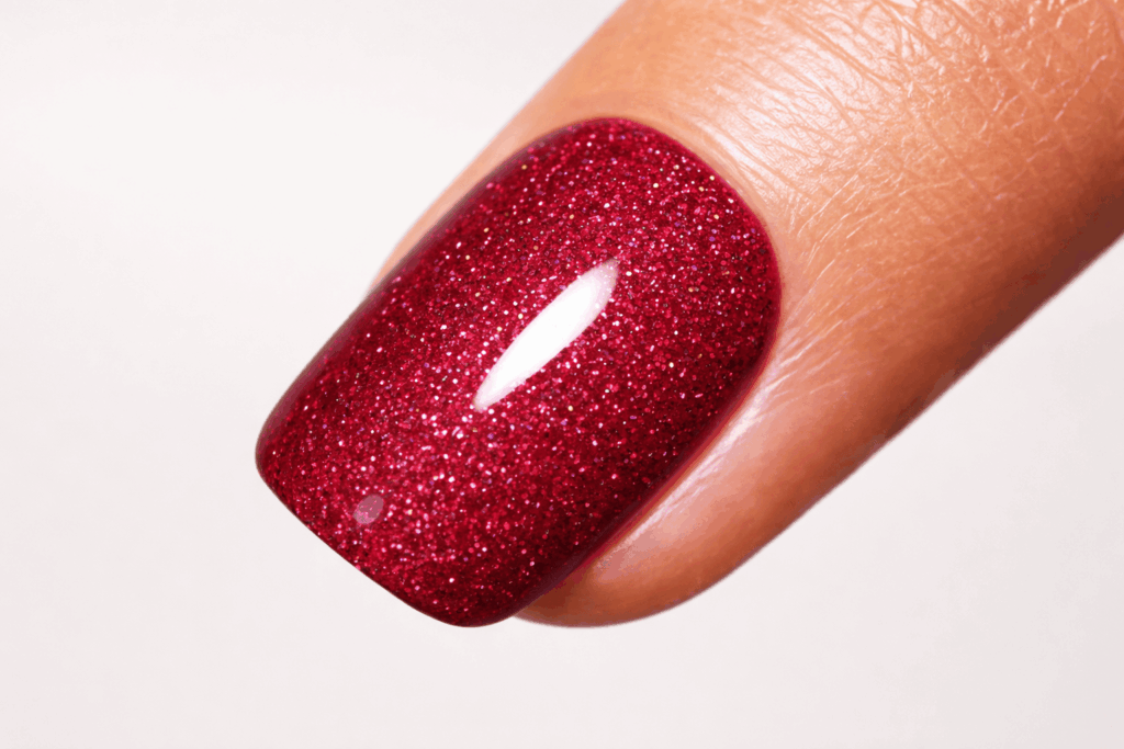 Ongle vernis rouge