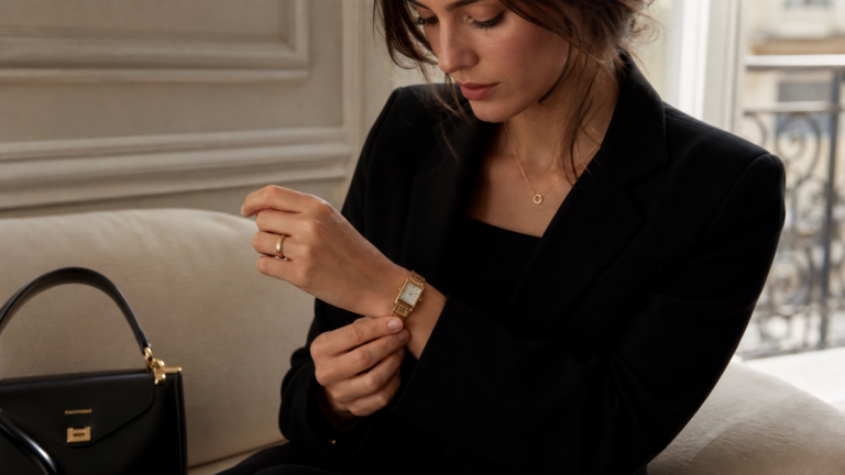 femme-elegante-montre-francaise
